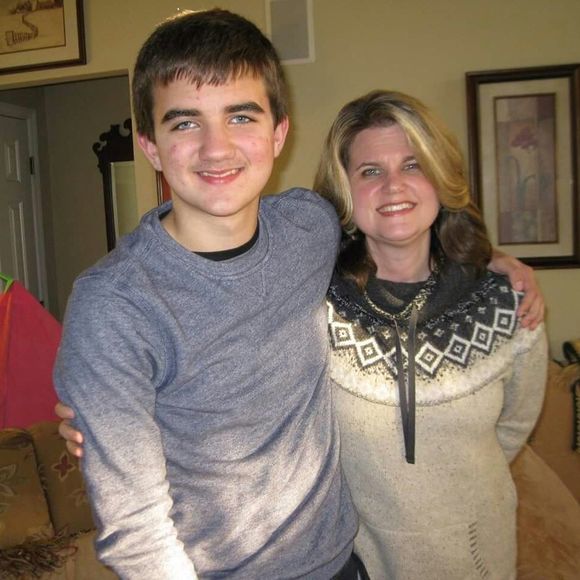 Meet your Posher, Lisa - Picture 1 of 1